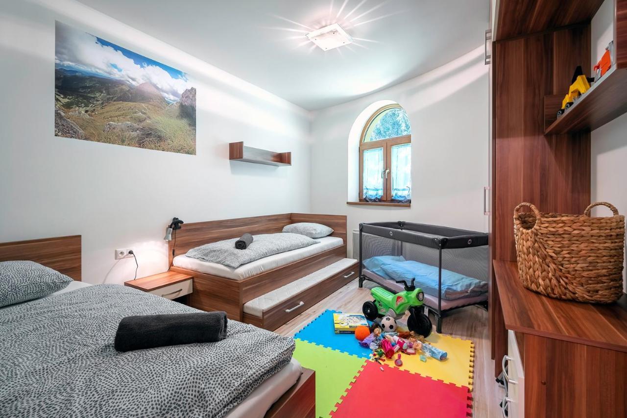 Apartment Emilka Tale-Wellness 5 Min-Balcony-Hiking-View Horna Lehota Exterior photo
